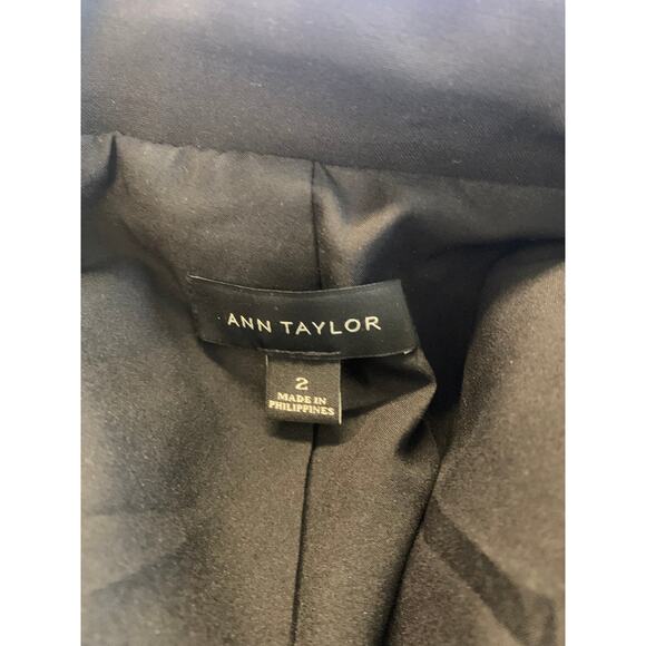 Ann Taylor Women's Blazer Coat Long Sleeve Front Button Black Size 2 - Picture 3 of 5